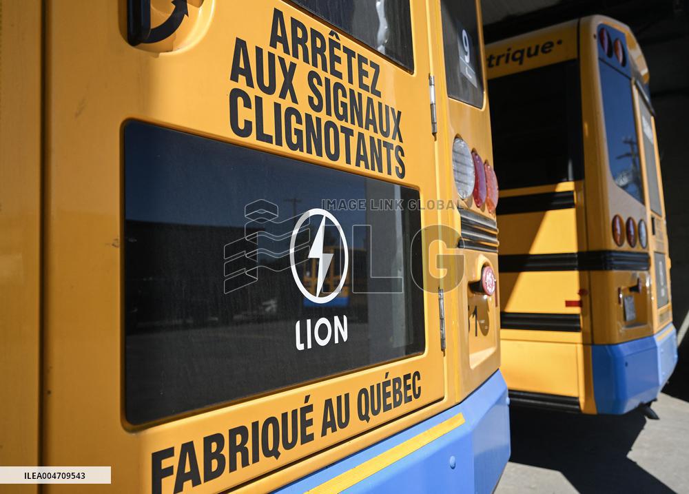 Electric School Bus - Montreal