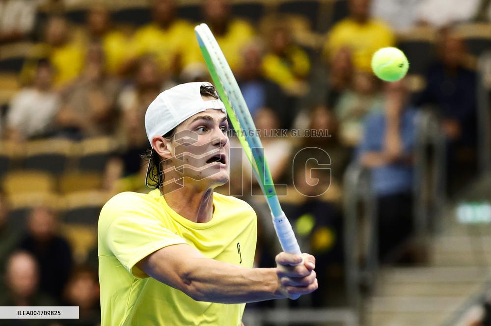 DAVIS CUP SWEDEN-TUNISIA