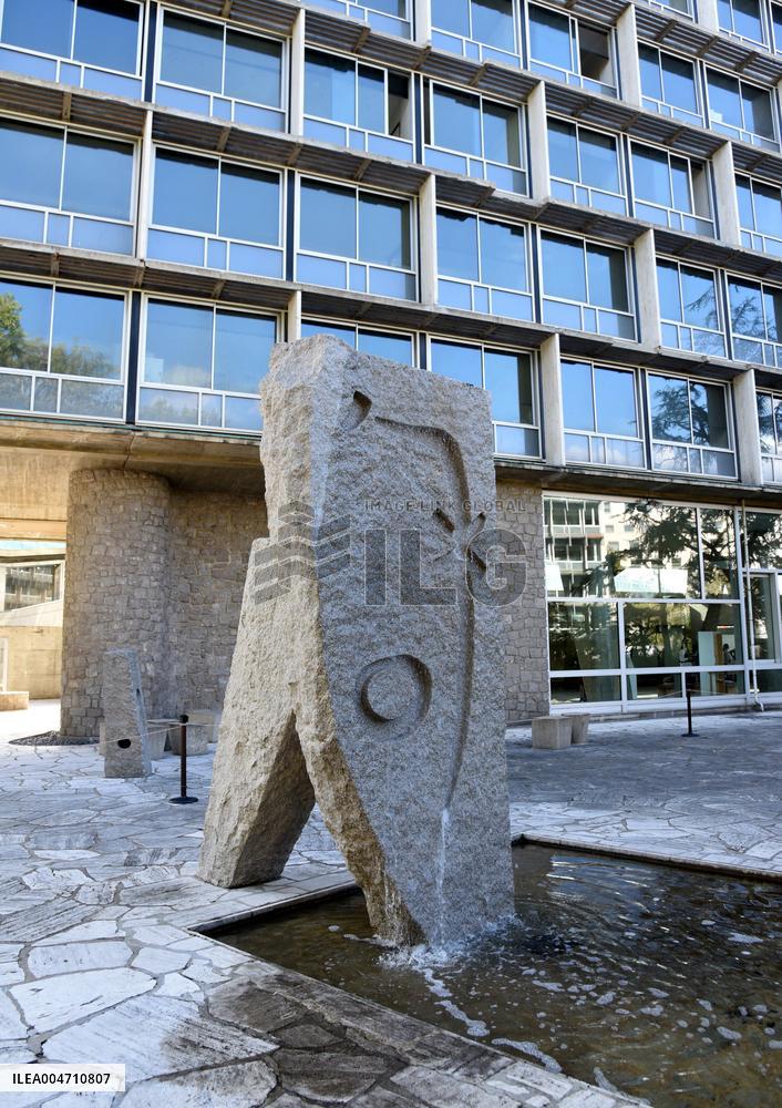 Japanese Garden Of Peace By Isamu Noguchi At Unesco in Paris