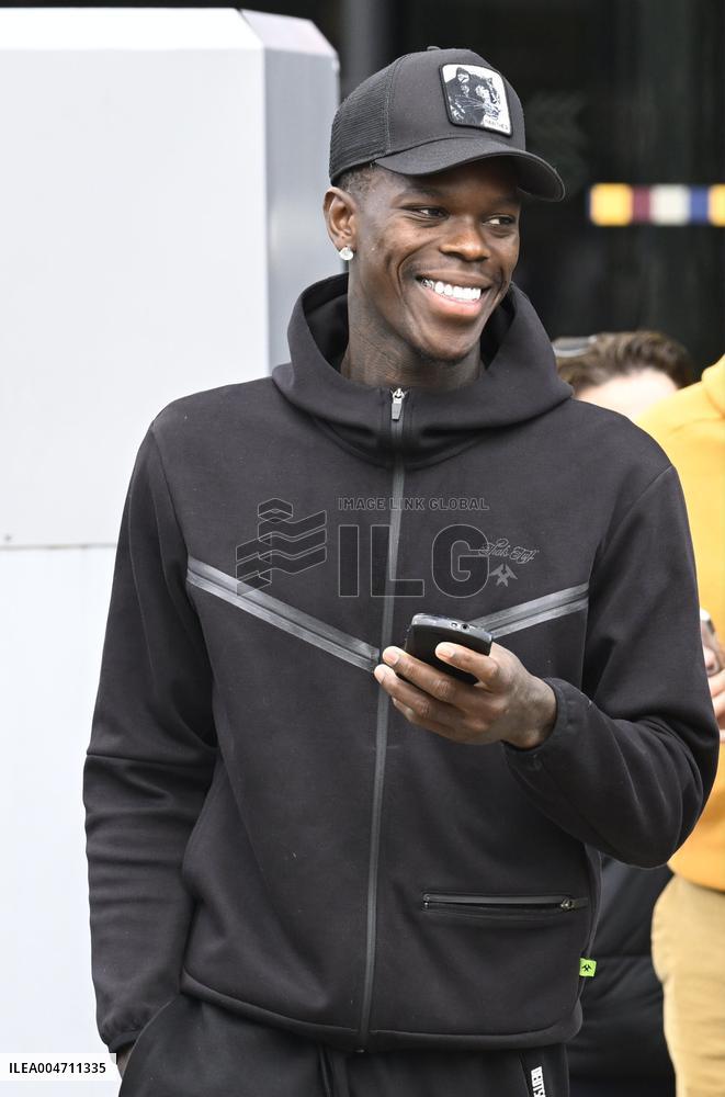 Koripallo: Ennakkoa kisojen päätöspäivään. Suomi yhä mukana