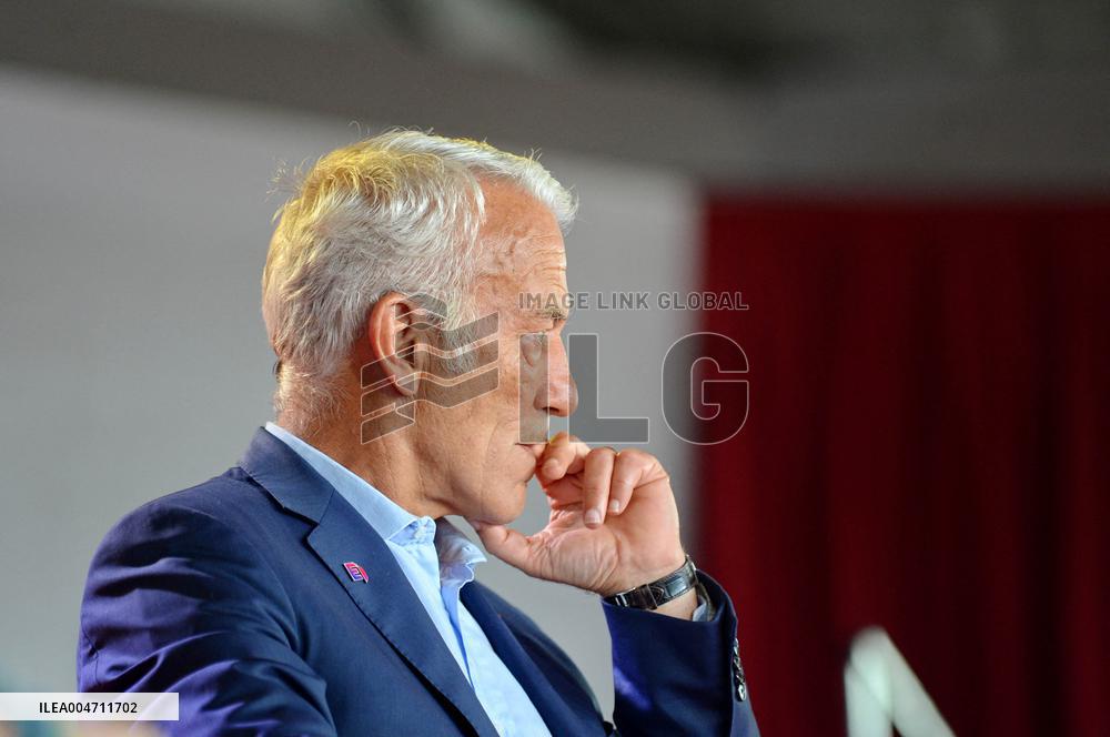 Fete de l'Humanite - Day 1