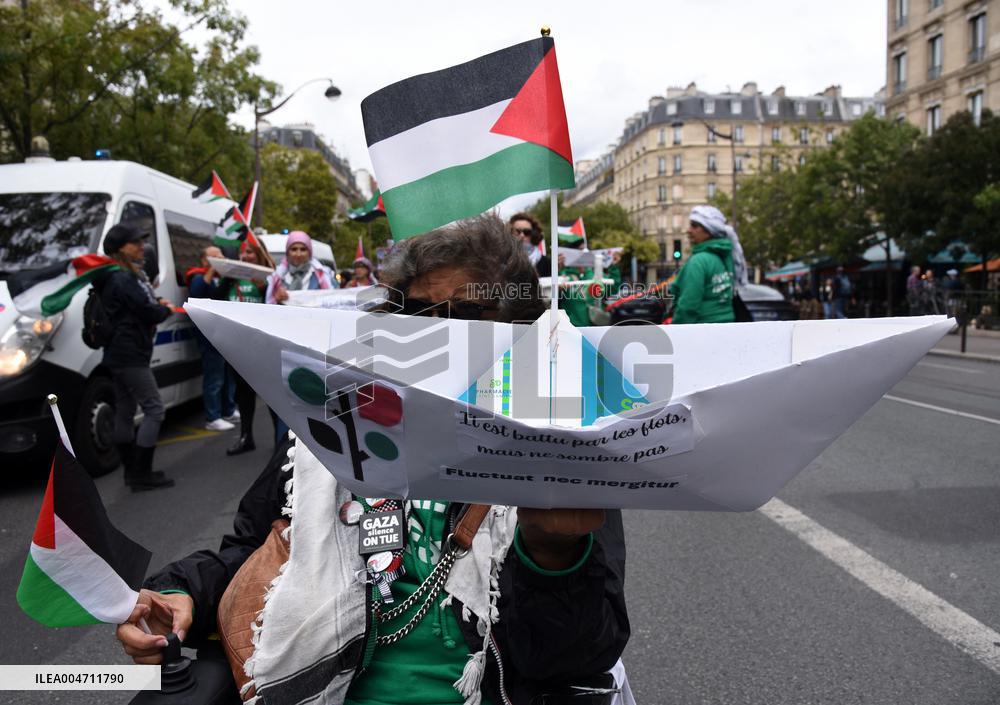 Demonstration In Support Of Palestine And Global Sumud Flotilla - Paris
