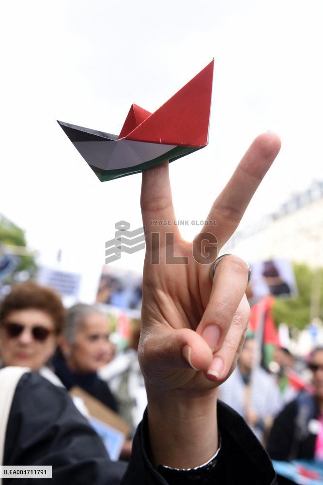 Demonstration In Support Of Palestine And Global Sumud Flotilla - Paris