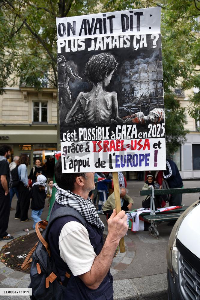 Demonstration In Support Of Palestine And Global Sumud Flotilla - Paris