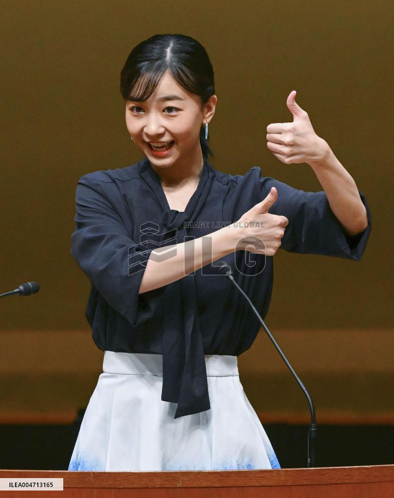 Sign language contest in western Japan
