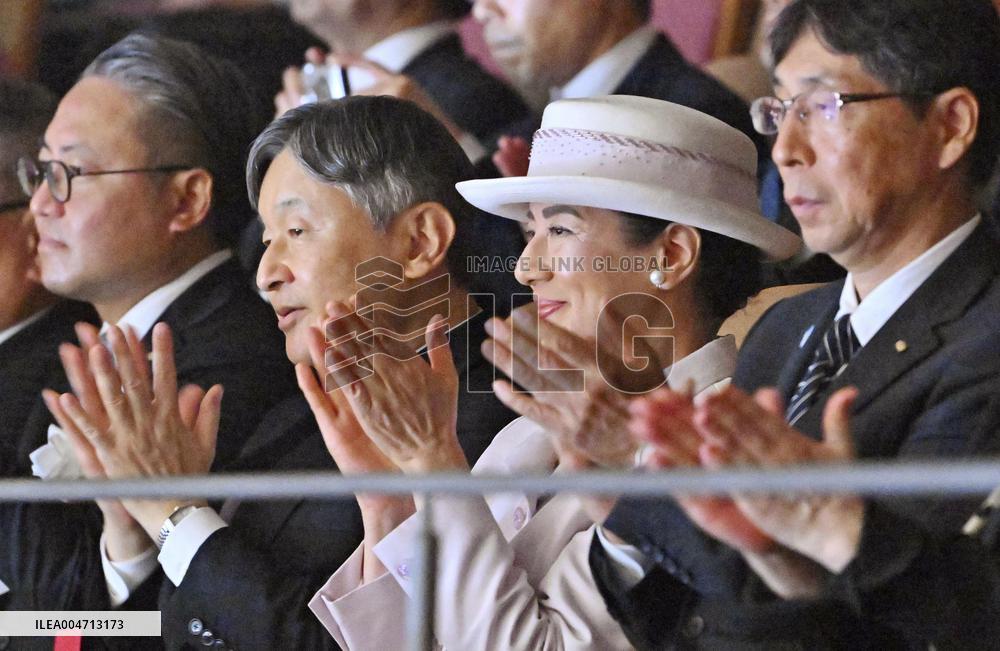 Emperor at cultural festival in Nagasaki