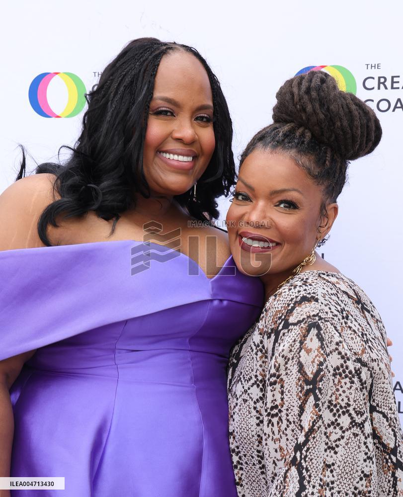 The Creative Coalition's 11th Annual Humanitarian Awards - LA