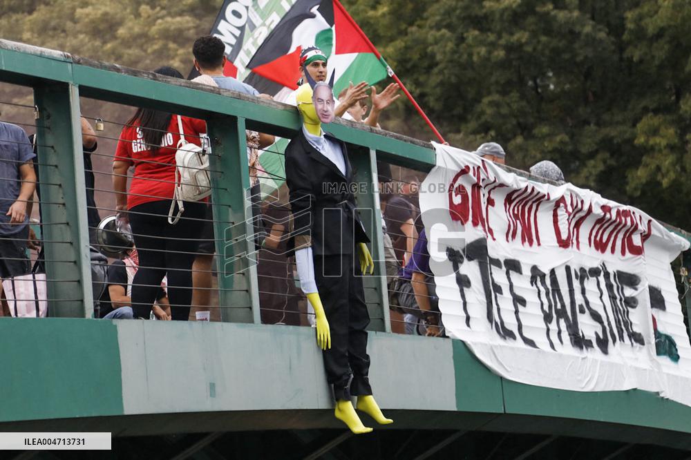 Demonstration in support of Flotilla and Palestine - Milan