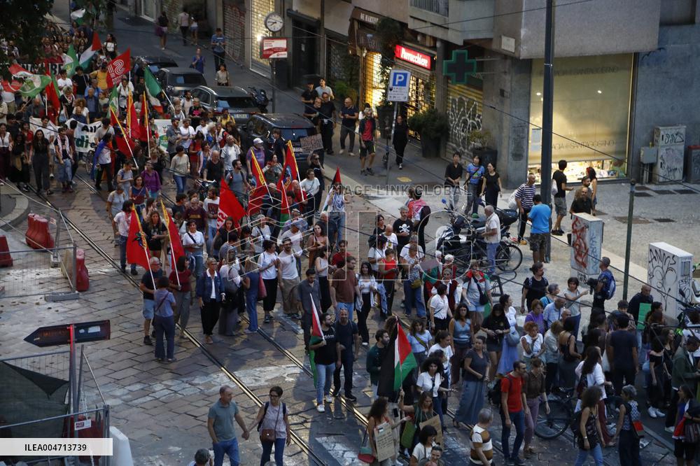 Demonstration in support of Flotilla and Palestine - Milan
