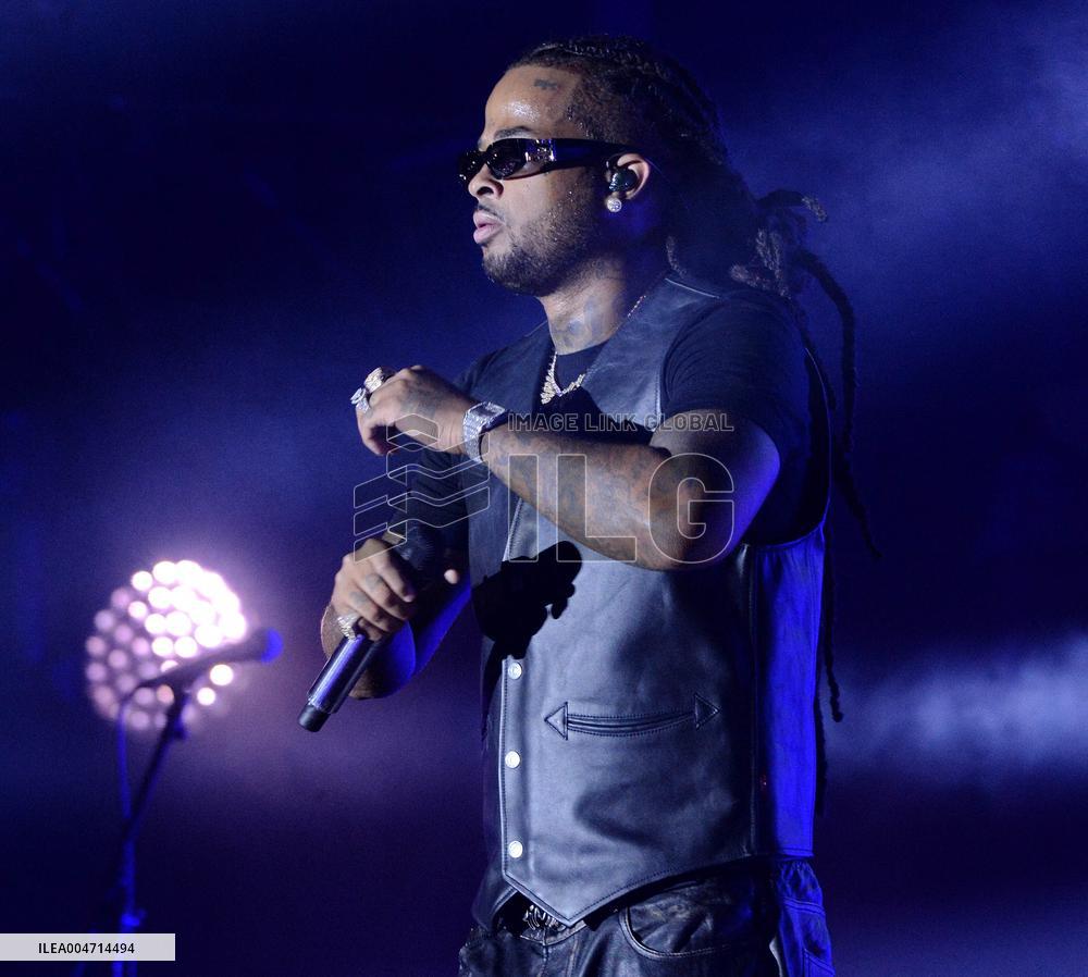 Kalash on stage at the Fete De L‘Humanite 2025 - Bretigny sur Orge