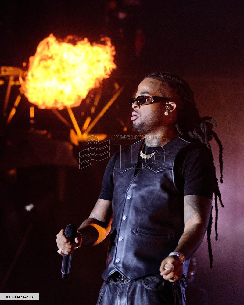 Kalash on stage at the Fete De L‘Humanite 2025 - Bretigny sur Orge