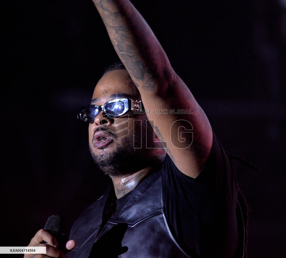 Kalash on stage at the Fete De L‘Humanite 2025 - Bretigny sur Orge