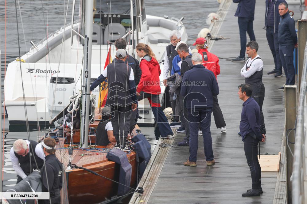 Don Juan Carlos Goes Sailing in Sanxenxo - Spain