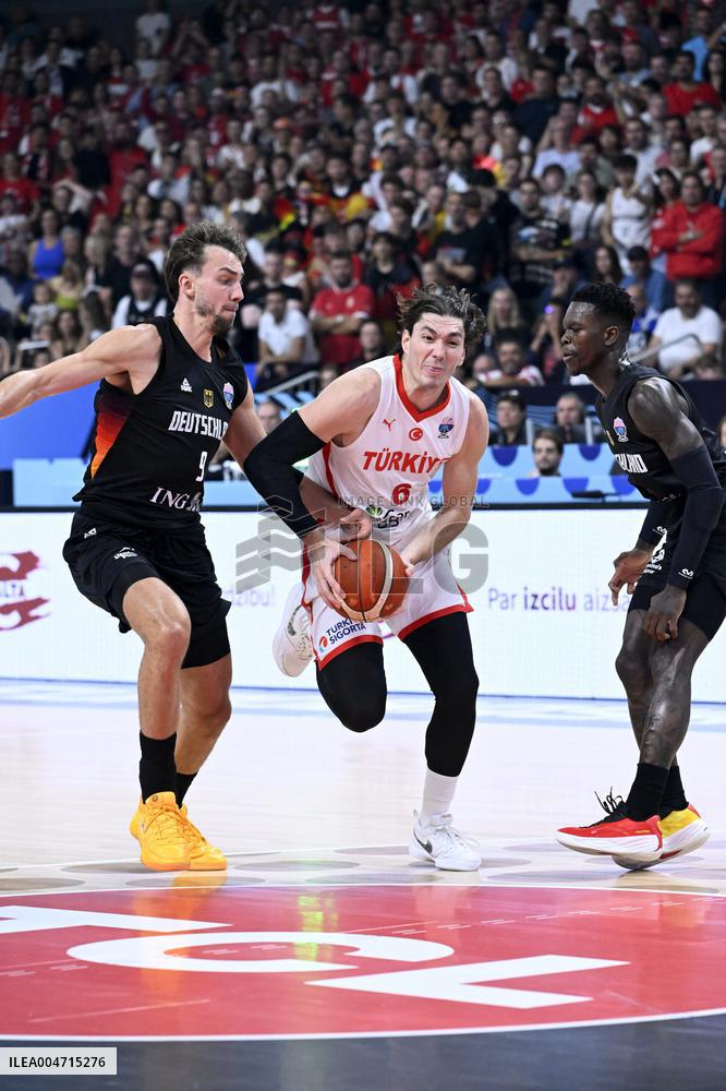 Koripallo: Miesten EM-kilpailut