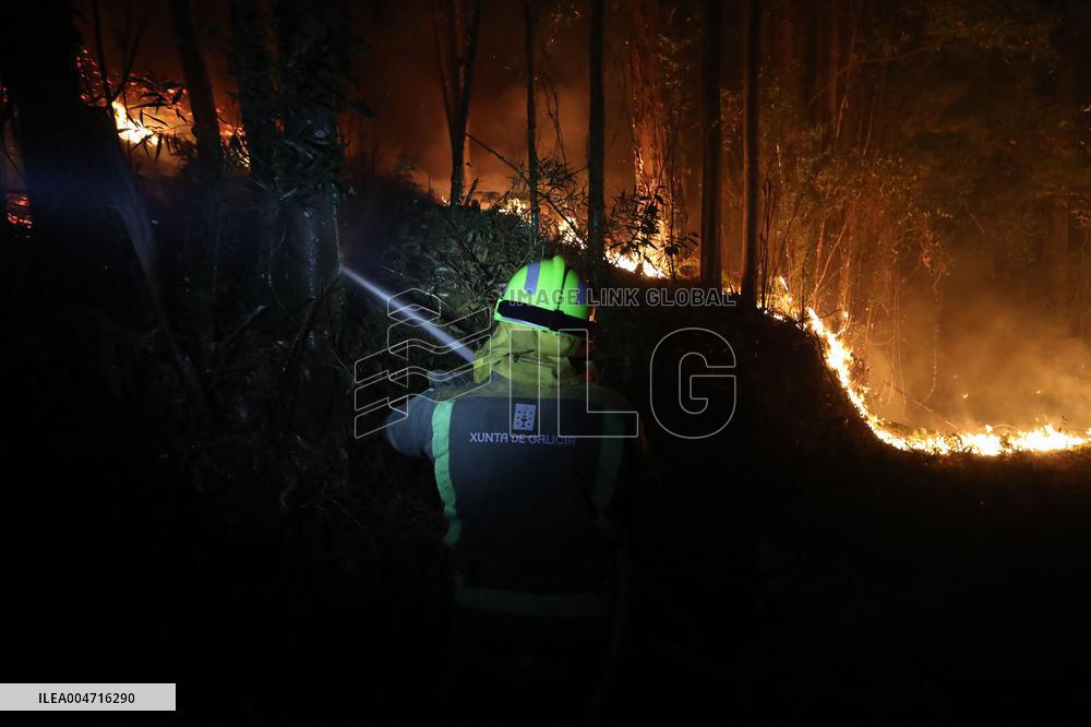 Barreiros Fire - Lugo