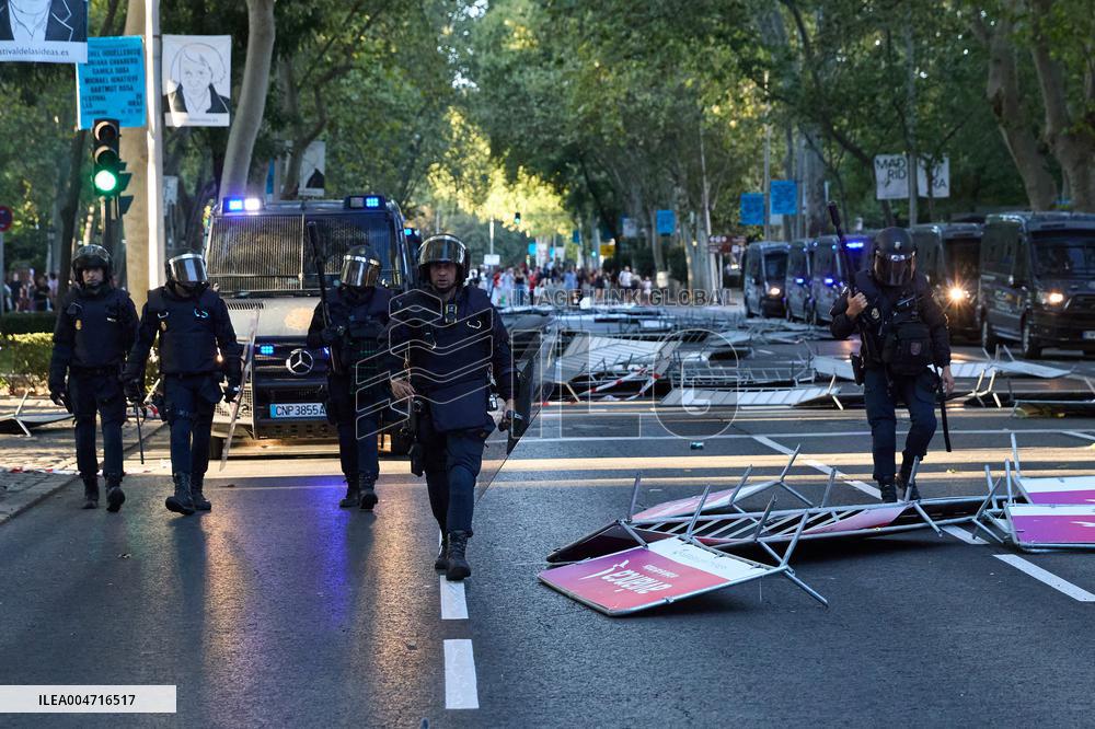 Madrid Hosts Final Stage Of The Vuelta Ciclista A España Marked By Pro-Palestinian Protests