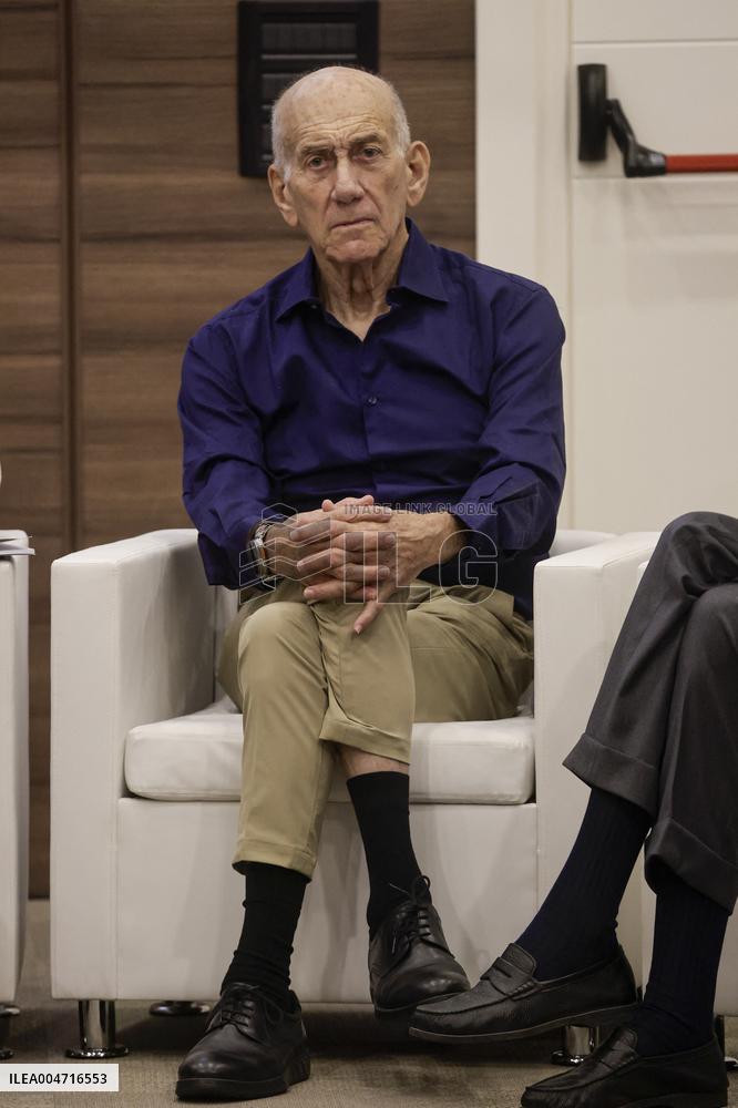 Ehud Olmert At Falafel And Democracy Conference - Naples