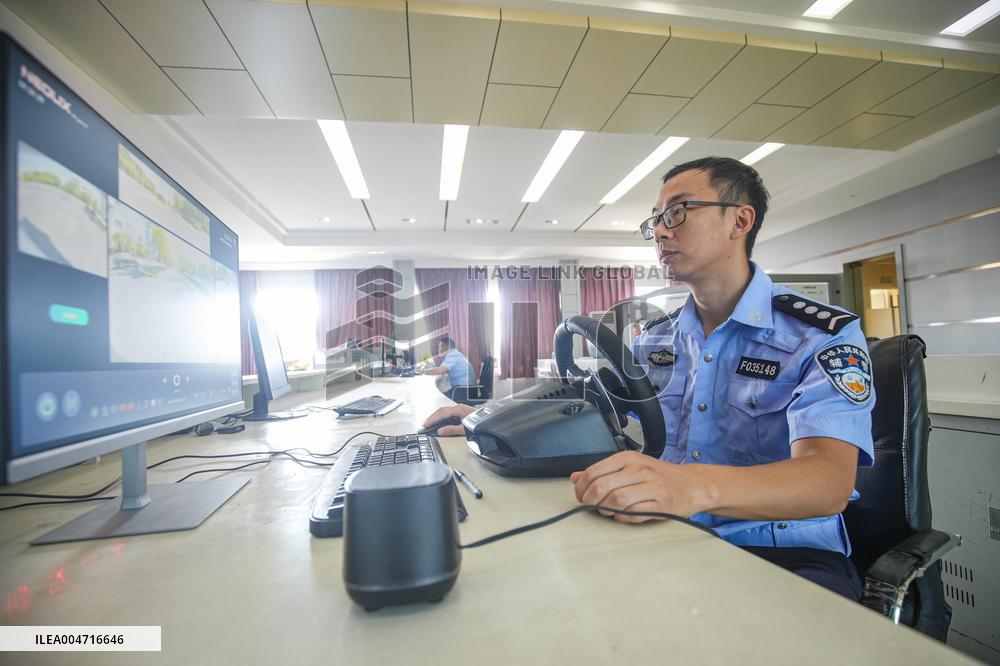 Self Driving Public Security Patrol Vehicle