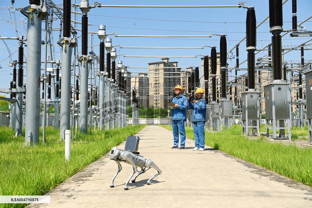 5G Quadruped Intelligent Inspection Robot