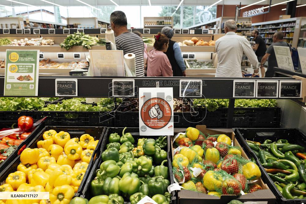 Farmers Protest in Supermarkets - France