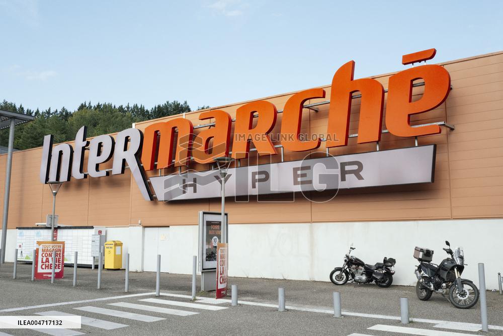 Farmers Protest in Supermarkets - France