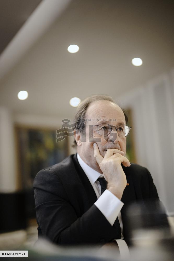 François Hollande during an interview with Le Figaro - Paris