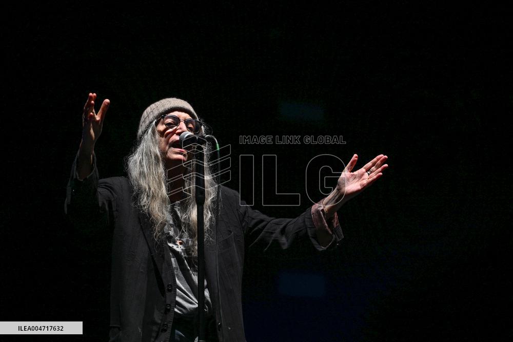 Concert At Fete de l'Humanite - Bretigny Sur Orge