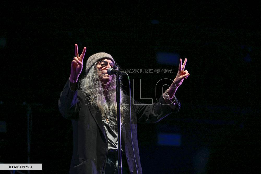 Concert At Fete de l'Humanite - Bretigny Sur Orge