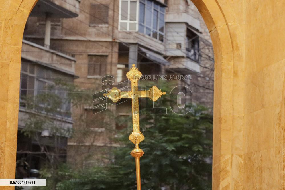Aleppo Christians Mark Feast of the Cross