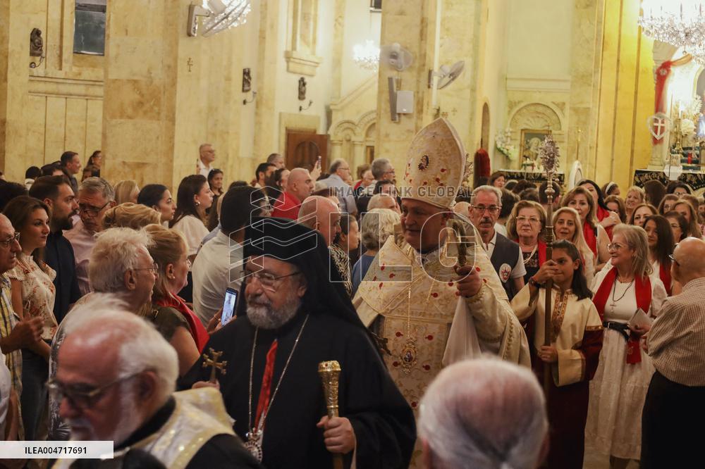 Aleppo Christians Mark Feast of the Cross