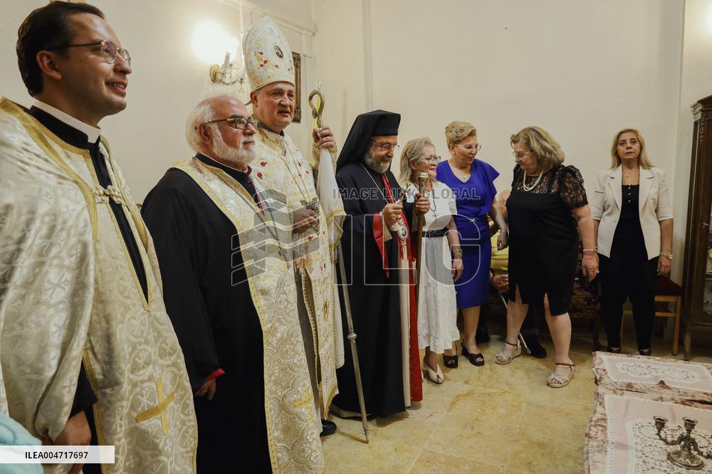Aleppo Christians Mark Feast of the Cross