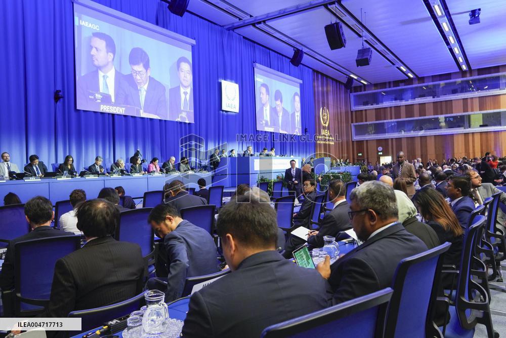 Wrestling: World championships