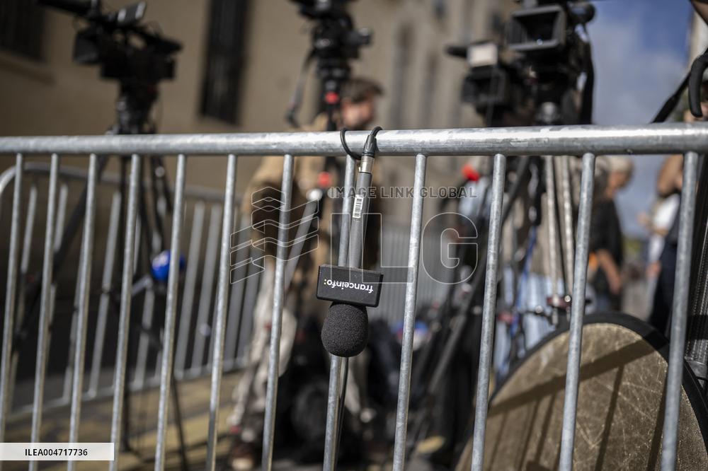 Illustration - France Info and French Televisions Microphones - Paris