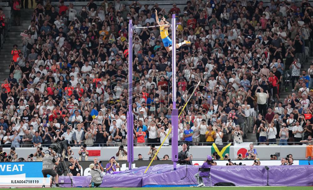 Duplantis Breaks World Pole Vault Record - Tokyo