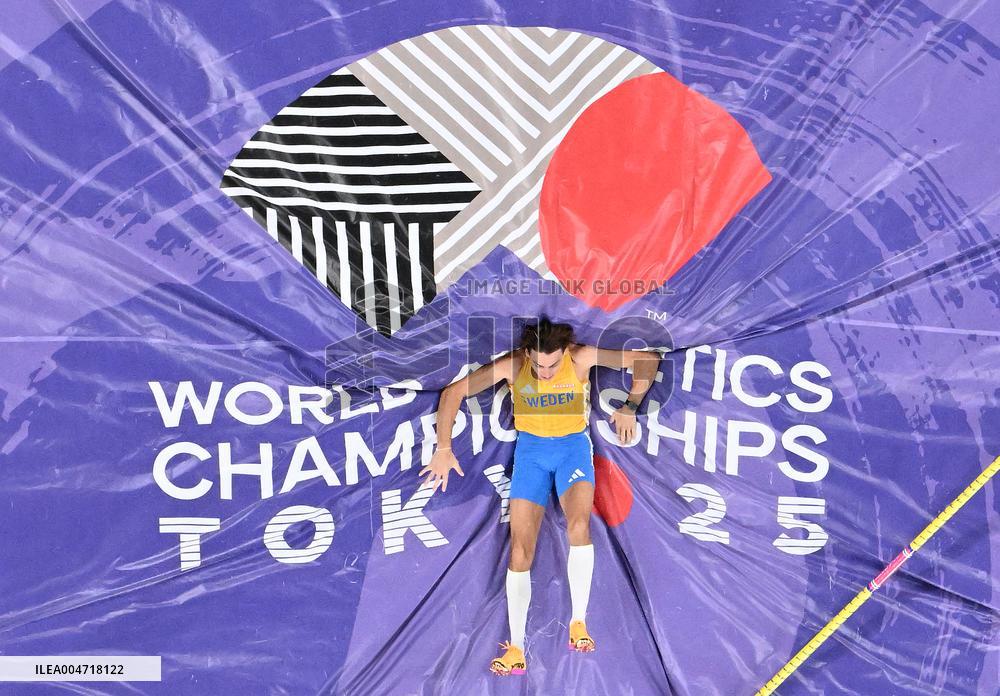 Duplantis Breaks World Pole Vault Record - Tokyo