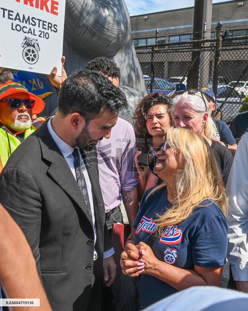 Mamdani Rallies with Striking Members of Teamsters Local 210 in Bronx, NY