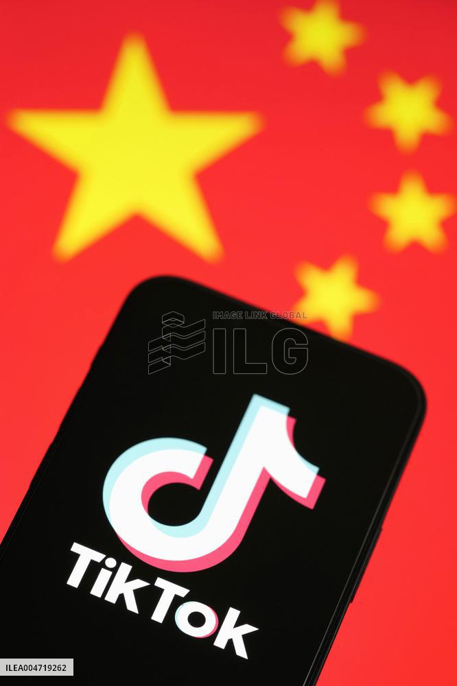 TikTok logo