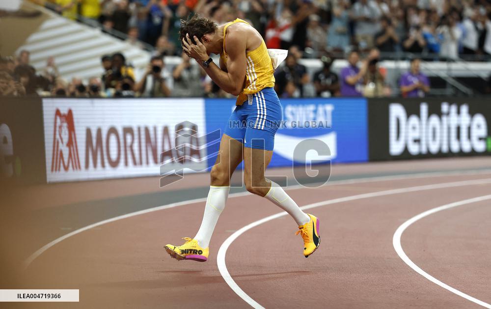 Duplantis Breaks World Pole Vault Record - Tokyo