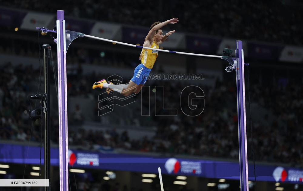 Duplantis Breaks World Pole Vault Record - Tokyo
