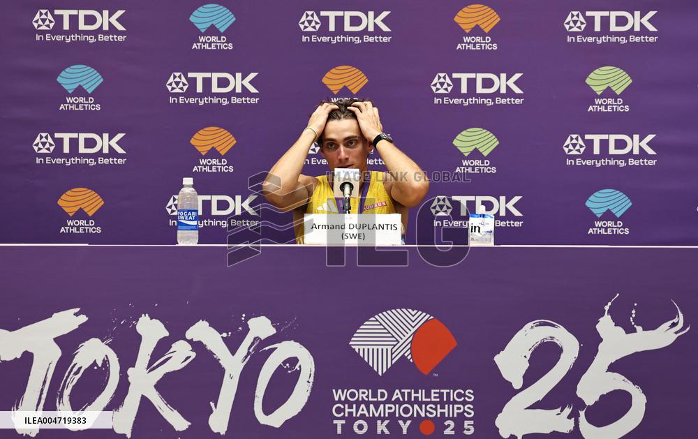 Duplantis Breaks World Pole Vault Record - Tokyo