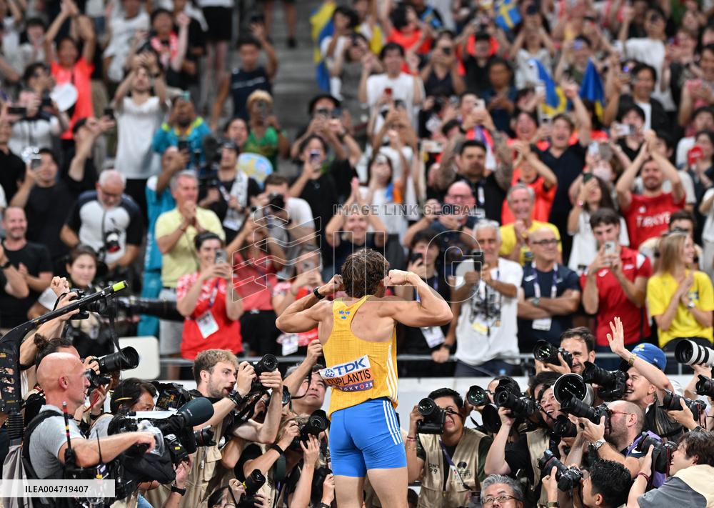 Duplantis Breaks World Pole Vault Record - Tokyo