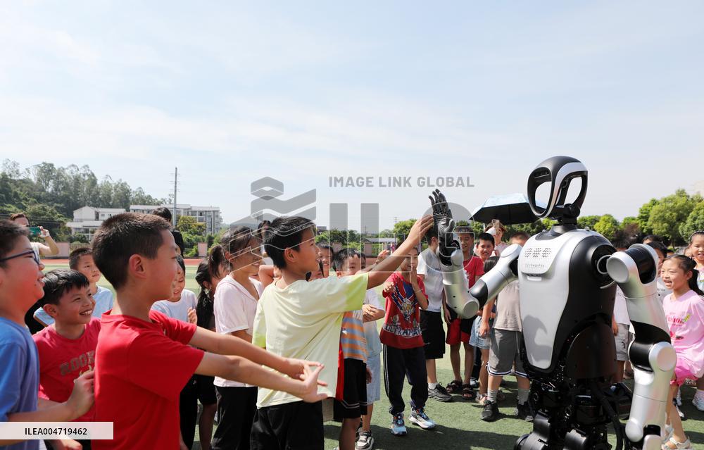 Primary School Science Popularization Education