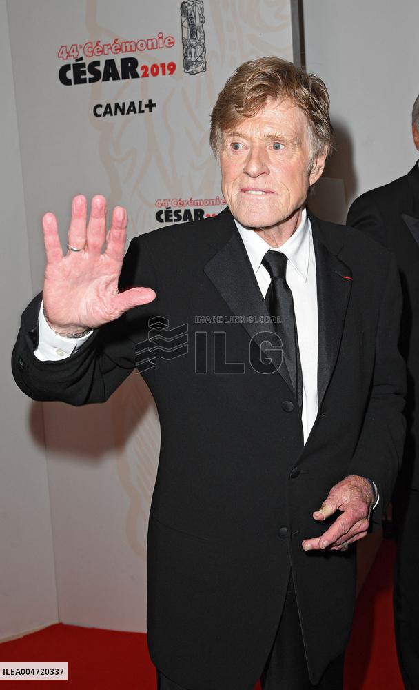 Robert Redford Dead at 89