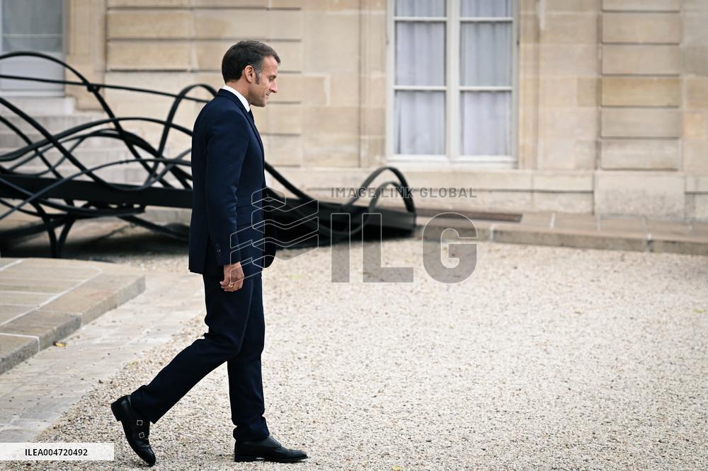 Emmanuel Macron welcomes President of the Republic of Poland Karol Nawrocki at the Elysee FA