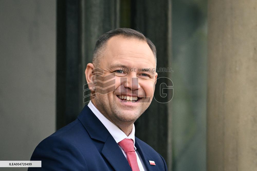 Emmanuel Macron welcomes President of the Republic of Poland Karol Nawrocki at the Elysee FA