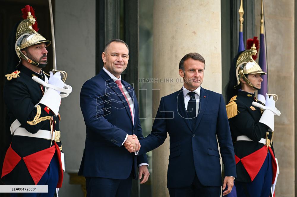 Emmanuel Macron welcomes President of the Republic of Poland Karol Nawrocki at the Elysee FA