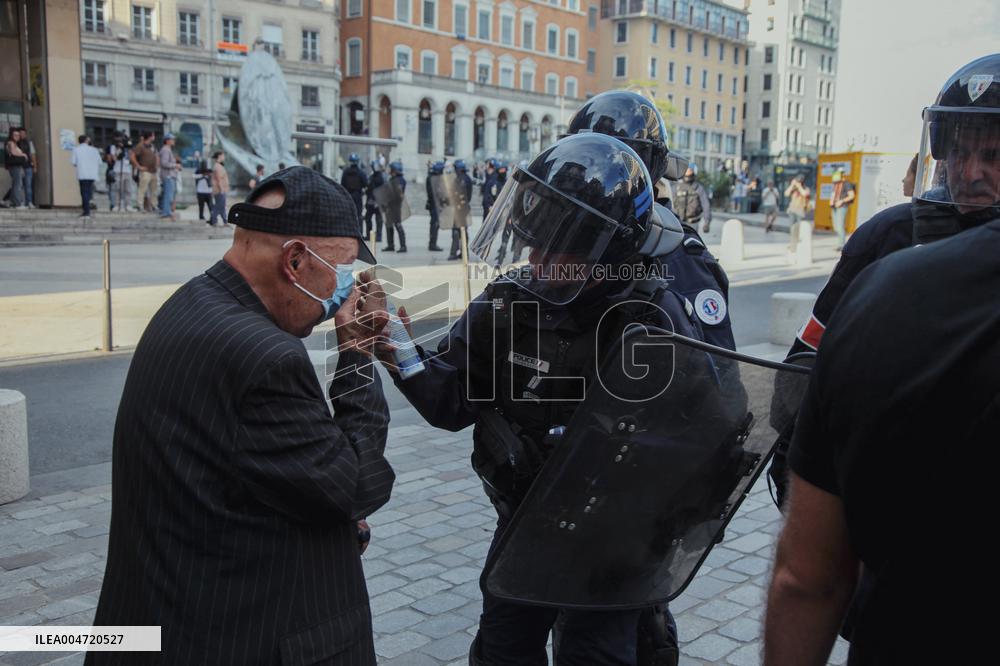 Let’s Block Everything Protests - Lyon