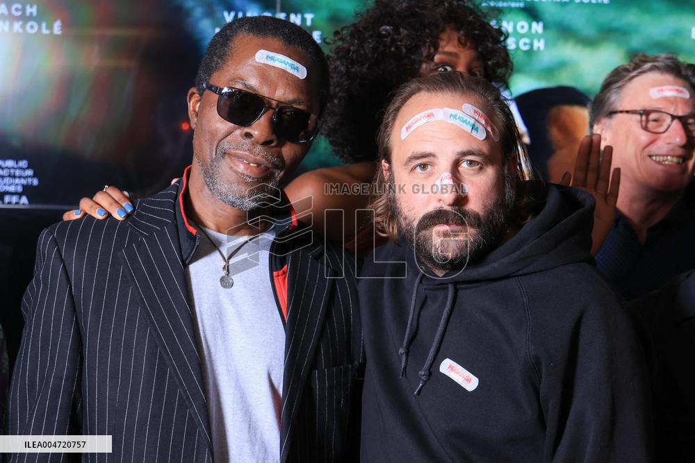 Muganga Premiere - Paris