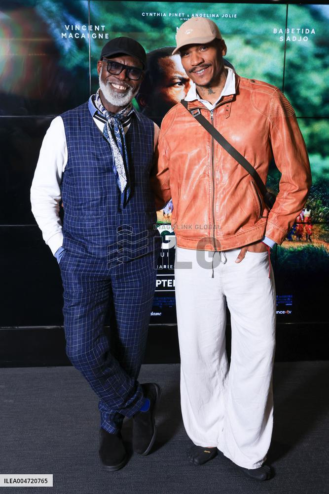 Muganga Premiere - Paris