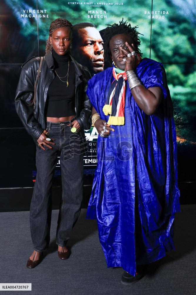 Muganga Premiere - Paris